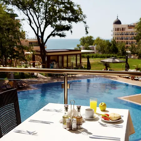 3- In Golden Line Золоті Піски