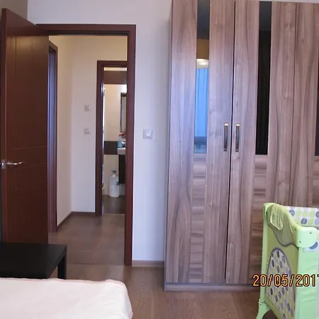 3- In Golden Line Золоті Піски