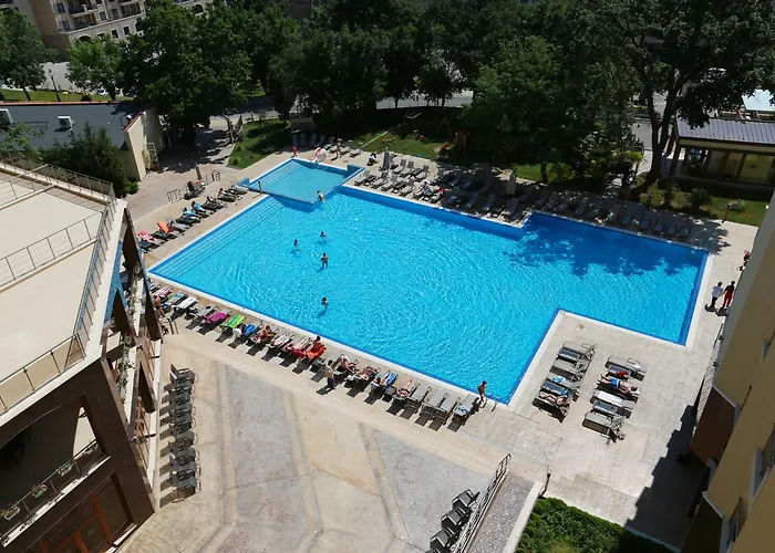 3- In Golden Line Apartament