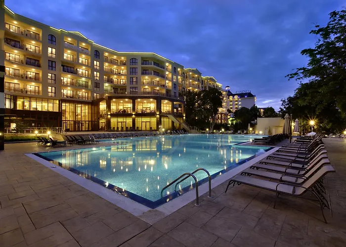 3- In Golden Line Apartament *