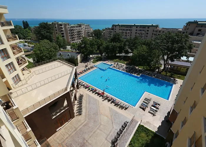 3- In Golden Line Apartament