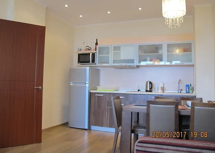 3- In Golden Line * Nisipurile de Aur