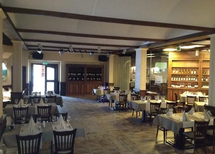 3- In Golden Line Апартаменти *