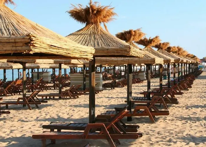 3- In Golden Line * Nisipurile de Aur