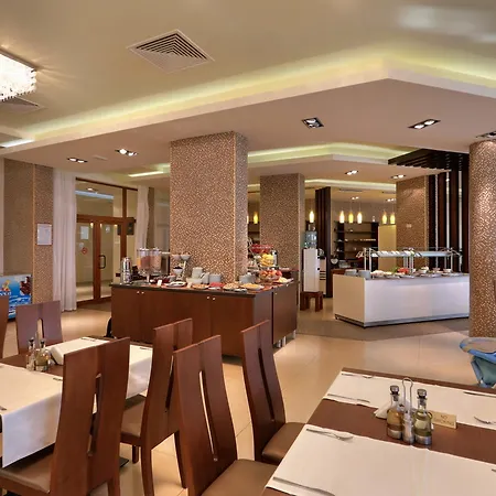 3- In Golden Line Apartament