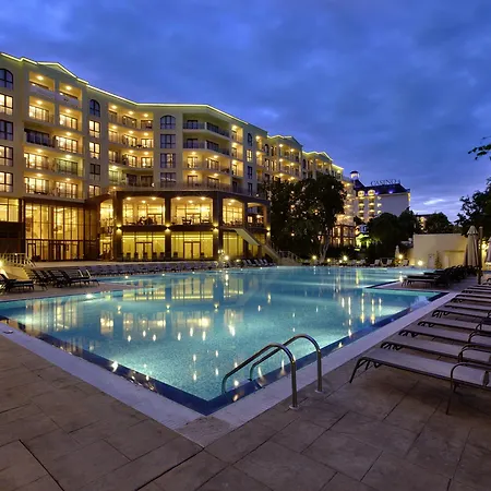 3- In Golden Line Apartament *