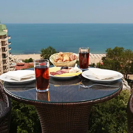 Apartament 3- In Golden Line *