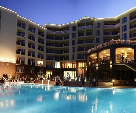 3- In Golden Line Apartament